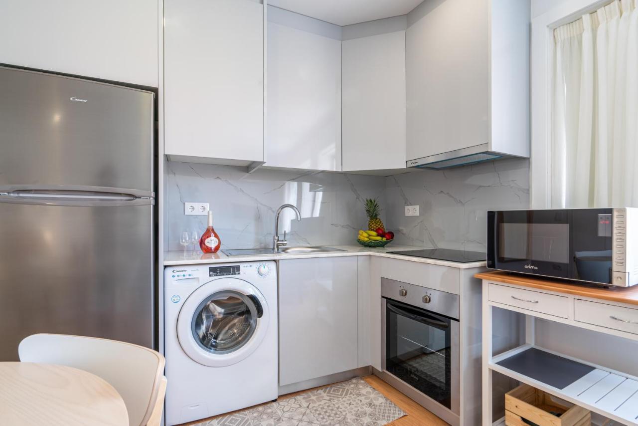 Host Wise - Comfy Sunny Flat - Prime Location Apartment Porto Luaran gambar