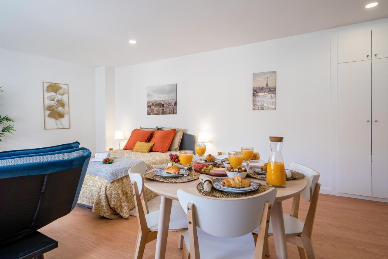 Host Wise - Comfy Sunny Flat - Prime Location Apartment Porto Luaran gambar